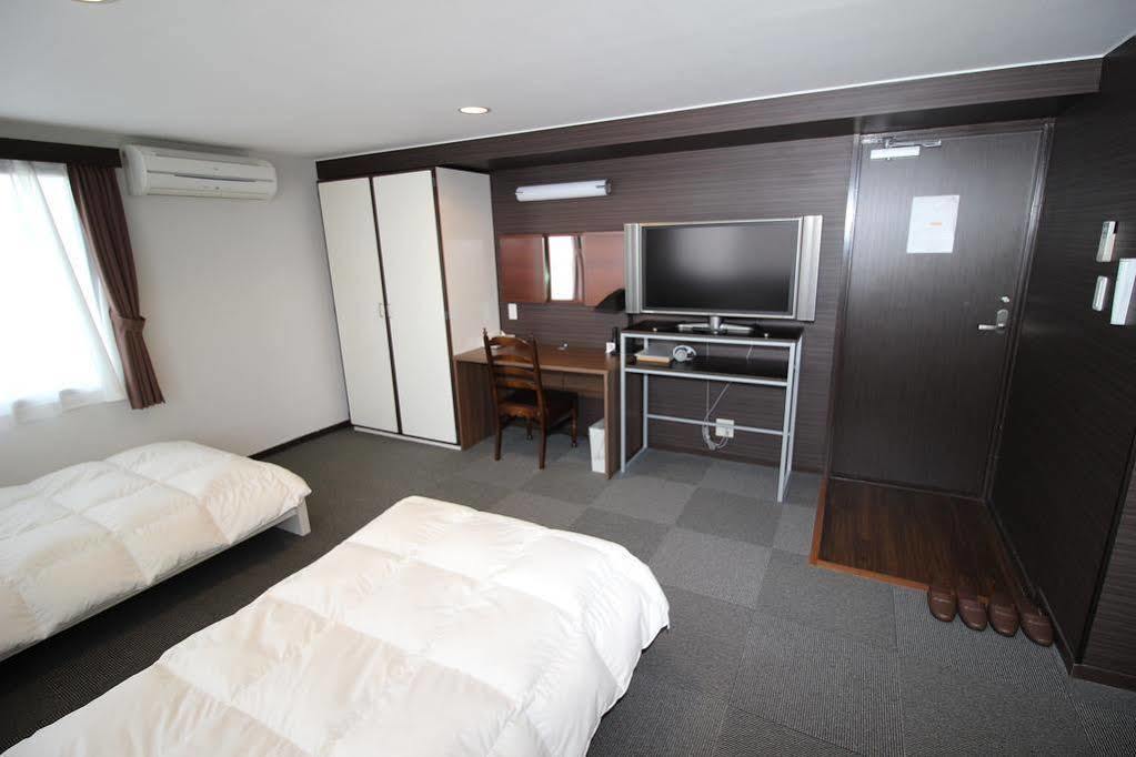 Hotel Chrysantheme Kioto Exterior foto