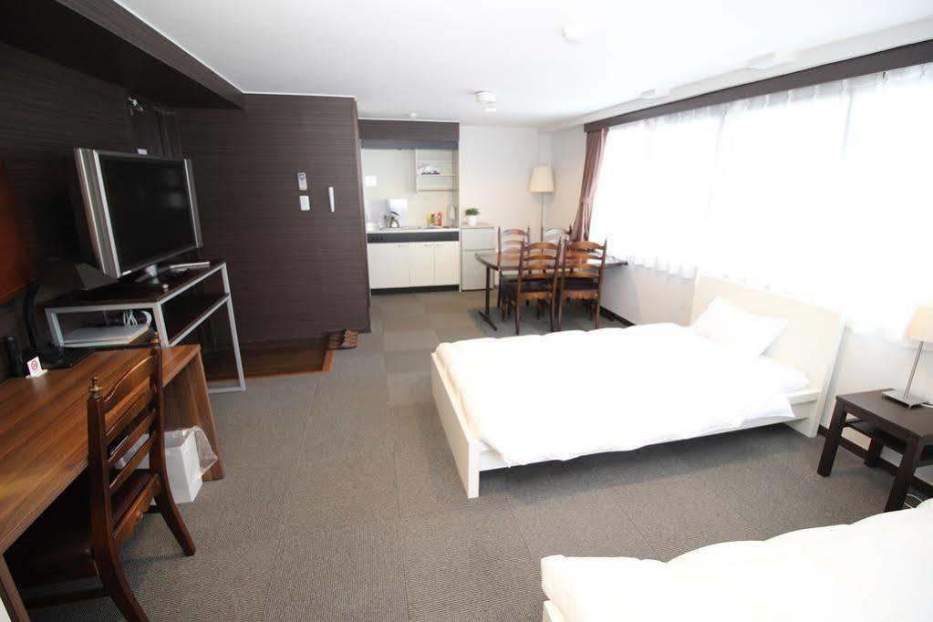 Hotel Chrysantheme Kioto Exterior foto